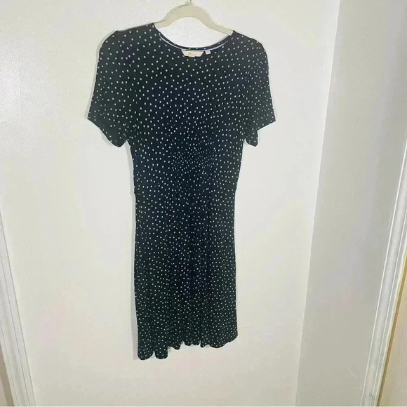 Boden Crew Neck Jersey Dress Mini Scattered Polka Dot Preppy Garden Party Light - Picture 5 of 8